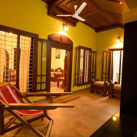 The Mayflower - Heritage Villa Alappuzha Eksteriør bilde